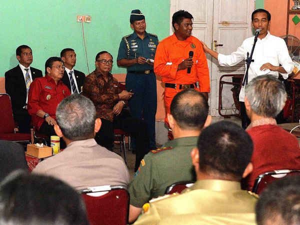 Jokowi Kunjungi Markas Manggala Agni Pontianak