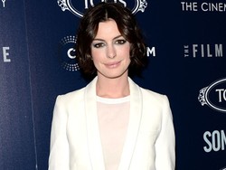 Anne Hathaway: Pernikahan Telah Mengubah Hidupku
