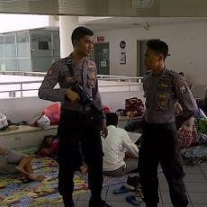 Polisi Bersenjata Jaga Rumah Sakit Tempat Aktivis Antikorupsi Dirawat