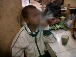 Memprihatinkan, Bocah 8 Tahun Asal Sukabumi Ini Sudah Jadi Perokok Berat