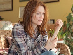 Peran Pengidap Alzheimer, dan Tahun yang (Hampir) Sempurna untuk Julianne Moore