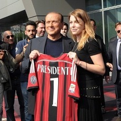 Presiden Milan Kritik Timnya Sendiri