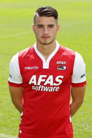 Lazio Dapatkan Dua Bek Baru