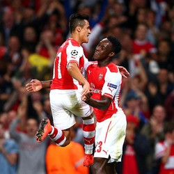 Walcott: Lini Serang Arsenal Sekarang Lebih Baik dari Era Henry