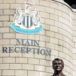 Manajer Baru Newcastle? Tunggu Sampai Musim Panas