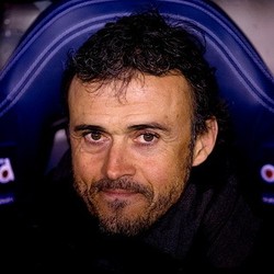 Fokus ke Pertandingan, Enrique Tak Mau Bicarakan Masa Depan