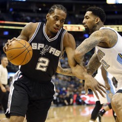 Double-double Leonard Lambungkan Spurs