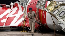 AirAsia QZ 8501 Terbang Terlalu Tinggi