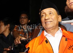 Dalami Suap ke Fuad Amin, KPK Panggil Mantan Presdir Pertamina EP
