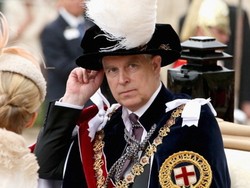 Korban Pencabulan Minta Pangeran Andrew Bersaksi di Bawah Sumpah