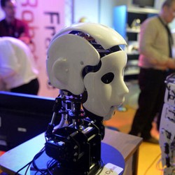 Awal Era Robot dan Rumah Pintar