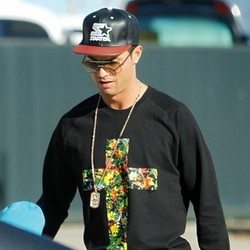 Ronaldo Sponsori Klub di Kampung Halamannya