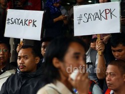 Mantan Pansel KPK: Presiden Jokowi Harus Tunjukkan Kepemimpinannya