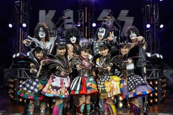 Video Musik Momoiro Clover Z vs KISS Resmi Dirilis