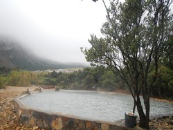 Wow! Ada Kolam Air Panas Ala Jepang di Gunung Papandayan, Garut