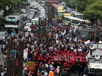 Pendemo Menumpuk, Jl Rasuna Said Macet