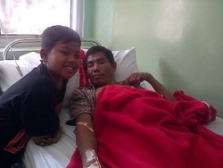 Ridwan Senang Ayah dan Dua Kakaknya yang Lumpuh Kini Dirawat