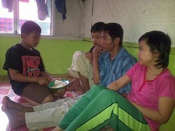 Bupati Sumedang Janji Jamin Pendidikan Ridwan hingga Perguruan Tinggi