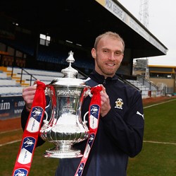 Luke Chadwick Siap Unjuk Gigi sambil Reuni Saat Cambridge Menjamu MU