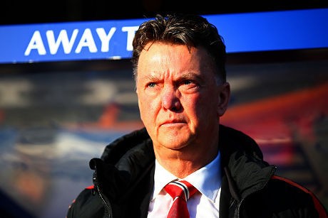 Van Gaal Enggan Remehkan Cambridge