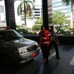 Datang ke KPK, Bonaran Situmeang Mengaku Pernah Laporkan BW ke Polri