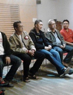 Beri Dukungan, Iwan Fals Kunjungi KPK