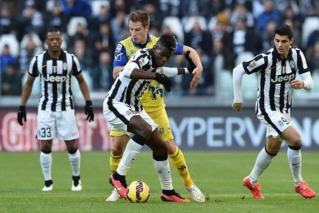 Juventus Tundukkan Chievo 2-0