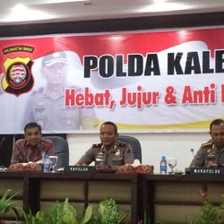 Di Tengah Citra Polri yang Turun, Polda Kalbar Layak Diteladani