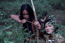 Another Trip to the Moon Karya Ismail Basbeth Ikut Kompetisi Festival Film Internasional Rotterdam