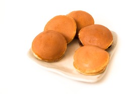Yuk, Bikin Dorayaki Keju untuk Camilan si Kecil