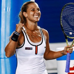 Atasi Azarenka, Cibulkova Tembus Perempatfinal