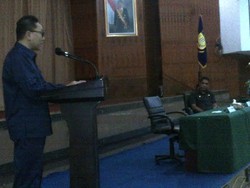 Ceramah di Papua, Ketua MPR Sentil Pejabat yang Naik Lamborghini