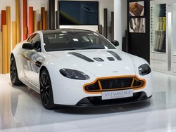 Yuk Mendesain Mobil Aston Martin Impian