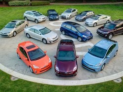 Penjualan Mobil Hybrid Toyota Bakal Turun 5 Persen