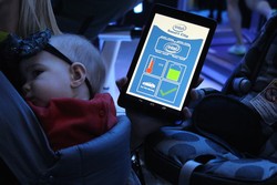 Bayi Tertinggal di Mobil? Cegah dengan Alat Ini