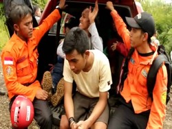 Sukses Dievakuasi, ini Cerita 6 Pendaki yang Disambar Petir di Gunung Guntur