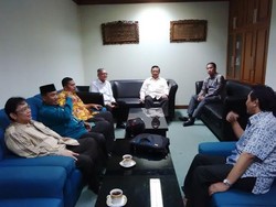 Silaturahmi dengan Ketum PBNU, Agung Laksono Bahas Kampung Halaman