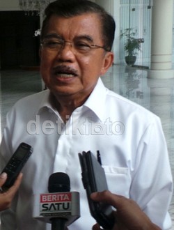 JK Sebut Pencalonan Kapolri Tetap Melalui Jokowi