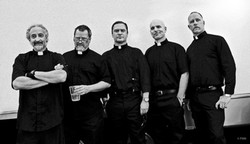 Faith No More Merilis Single Terbaru, Superhero