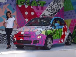 Wah, Mobil Imut Ini Jadi Sasaran Graffiti!