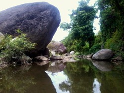 Batee Iliek, Tempat Wisata yang Sedang Naik Daun di Aceh
