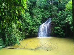 Air Terjun Tanah Merah, Wisata Alam Menawan di Samarinda