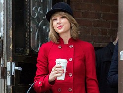 Hacker Ancam Akan Rilis Foto Bugil Taylor Swift