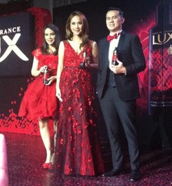 Lux Luncurkan Sabun Mandi Pertama dengan Keharuman Tahan Sampai 12 Jam