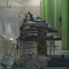 Puluhan Karyawan Pabrik Alat Musik Keracunan Nasi Kotak