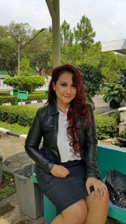 Rinada Kesal Usai Jadi Saksi Sidang Foto Syur PNS