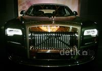 Sedan Ultra Mewah Rolls-Royce