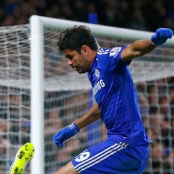 Rodgers: Injak Pemain, Costa Beruntung Tak Dikartumerah