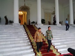 Pendekar Jokowi Unjuk Gigi ke Mega-Paloh