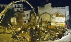 Gara-gara Lubang Menganga, Anggota Parlemen China Diburu Polisi